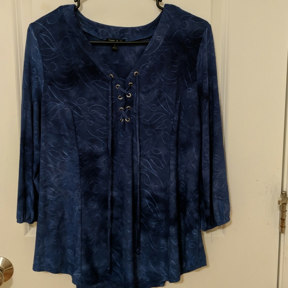 Sami & Jo Elegant Blouse